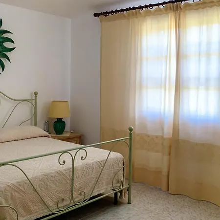 Gisa Domus De Maria