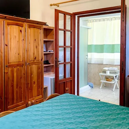 Gisa Domus De Maria